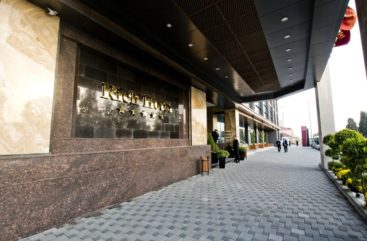 rich-hotel-54.webp